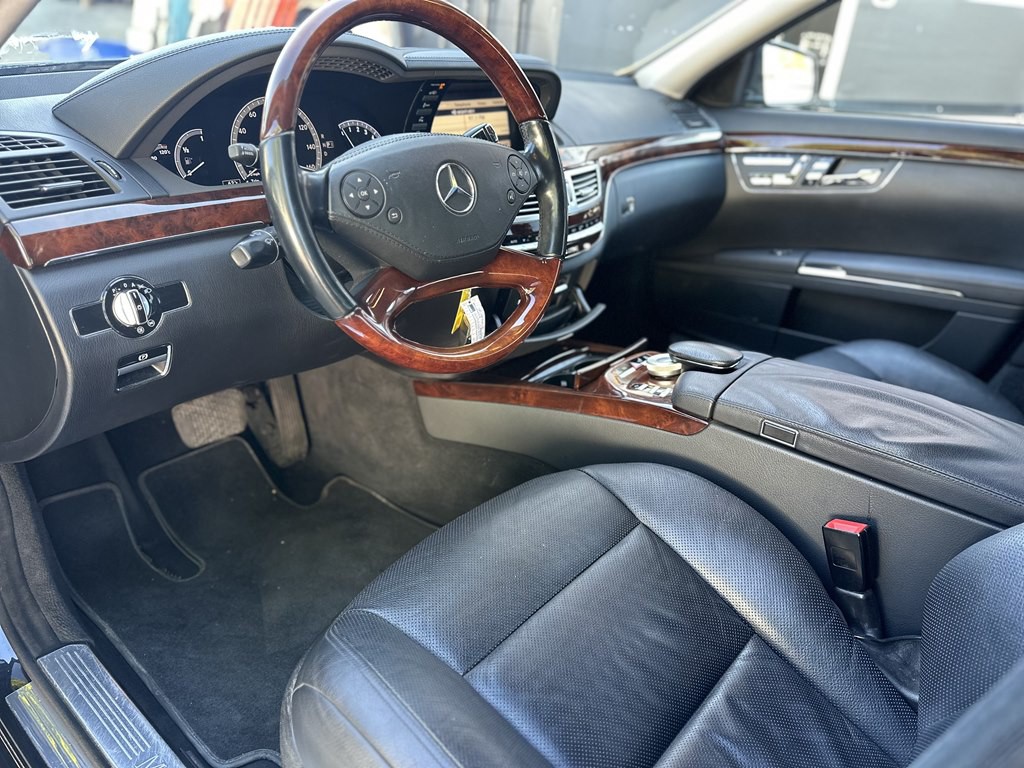 2012 Mercedes-Benz S-Class Image 10