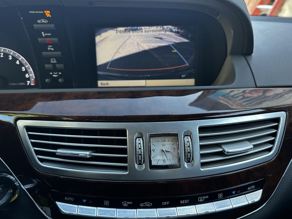 2012 Mercedes-Benz S-Class Image 13