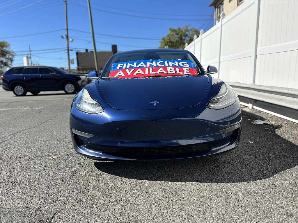 2019 Tesla Model 3 Image 2