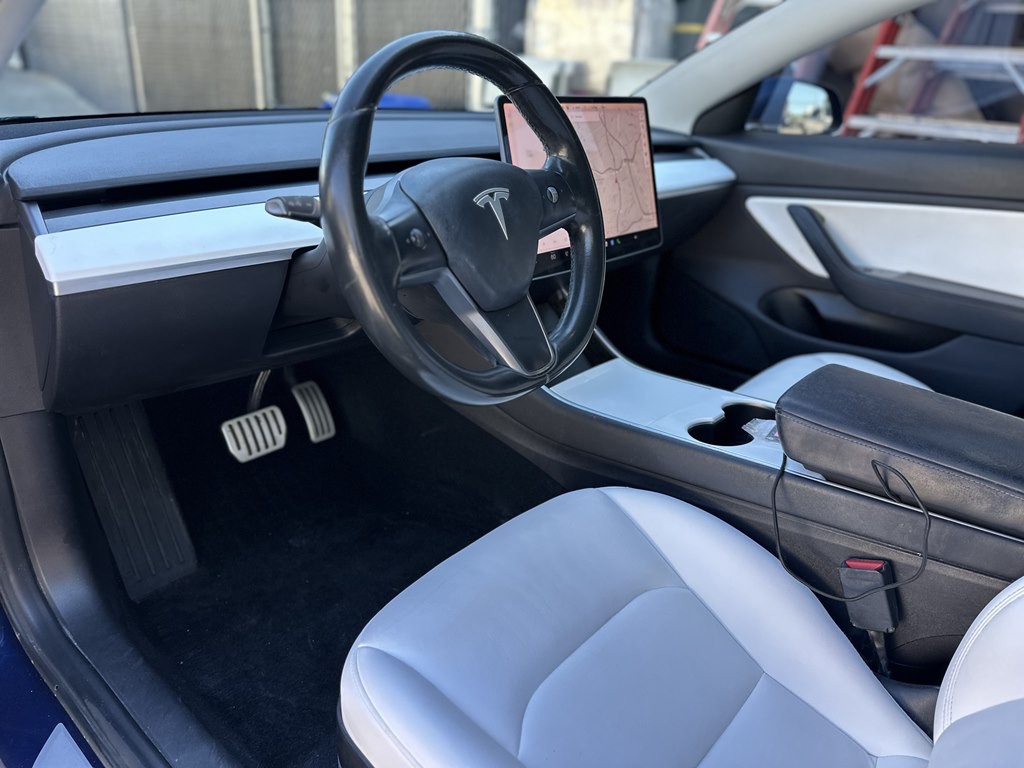 2019 Tesla Model 3 Image 10
