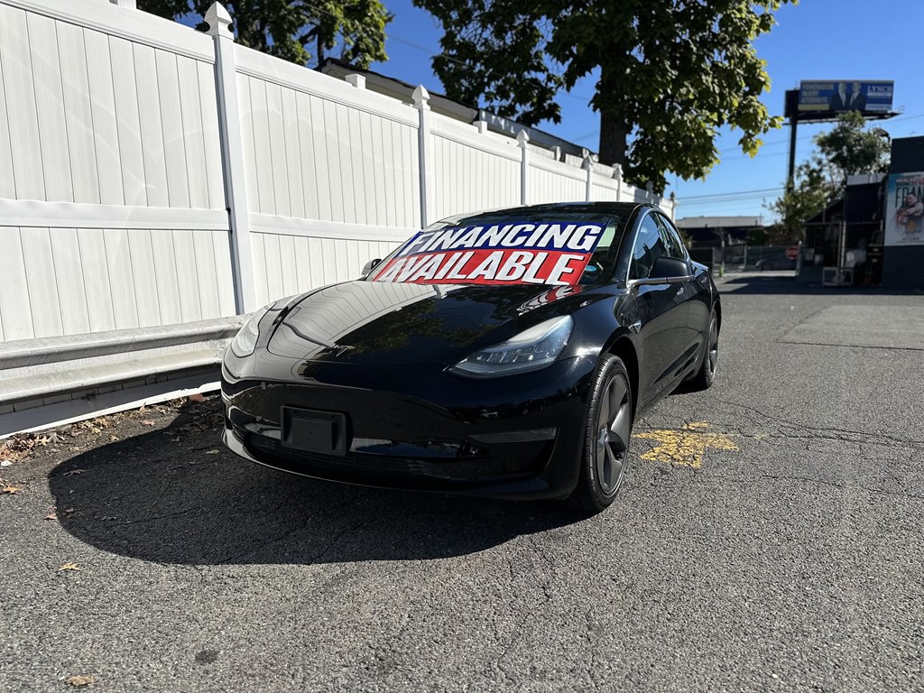2018 Tesla Model 3 Image 1