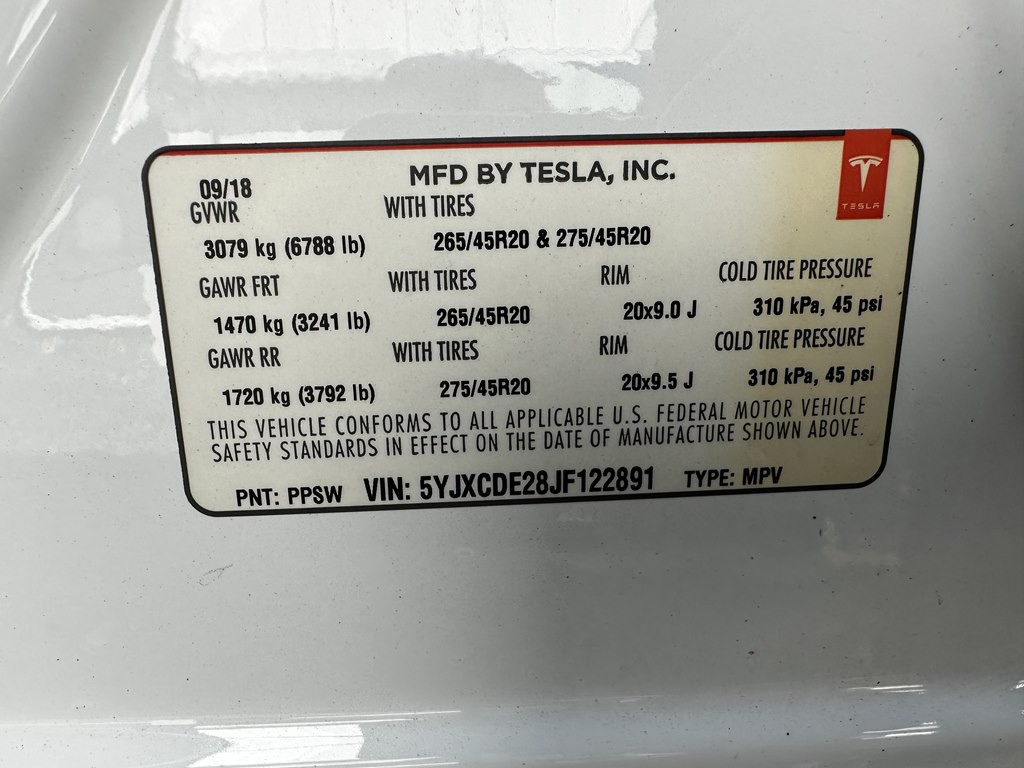 2018 Tesla Model X Image 15