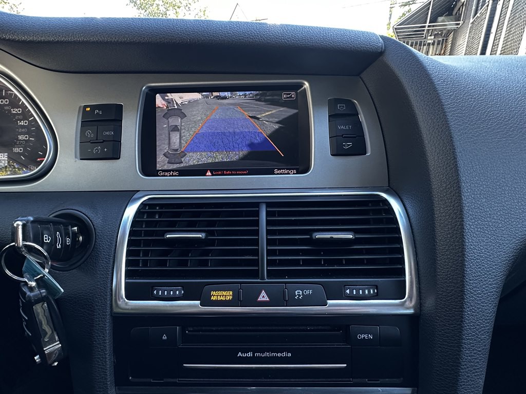 2015 Audi Q7 Image 14