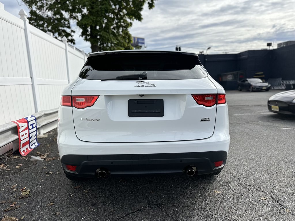2019 Jaguar F-PACE Image 6