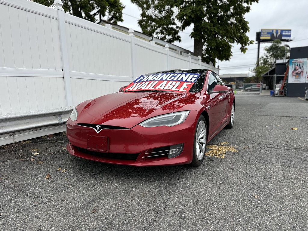 2017 Tesla Model S Image 1