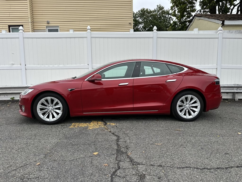 2017 Tesla Model S Image 4