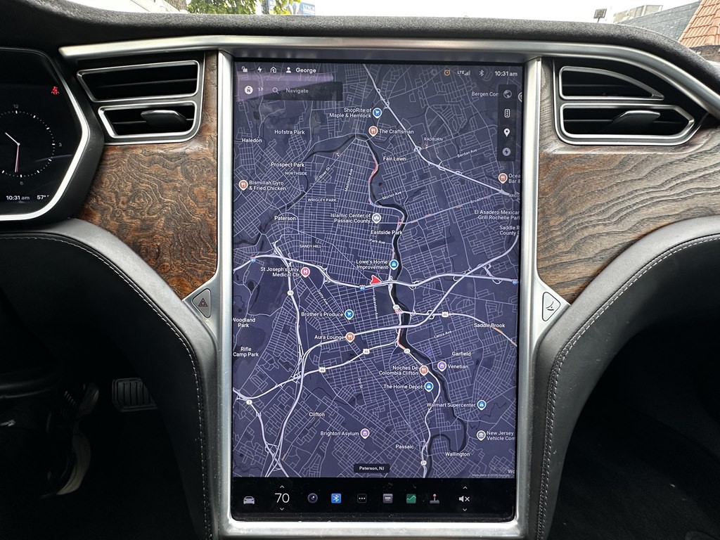 2017 Tesla Model S Image 13