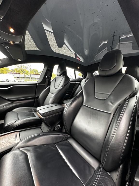 2017 Tesla Model S Image 14