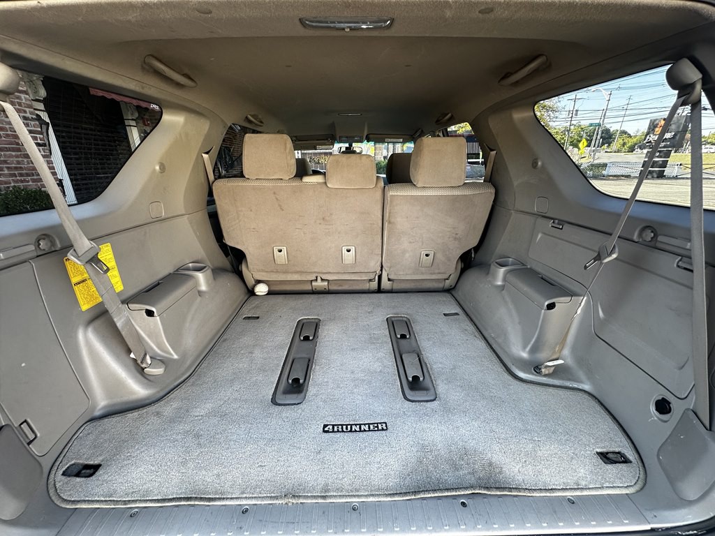 2004 Toyota 4Runner Image 15