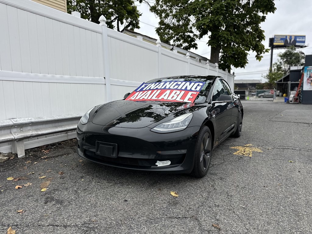 2018 Tesla Model 3 Image 1