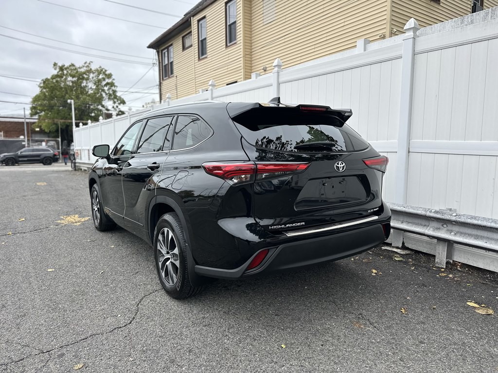 2022 Toyota Highlander Image 5