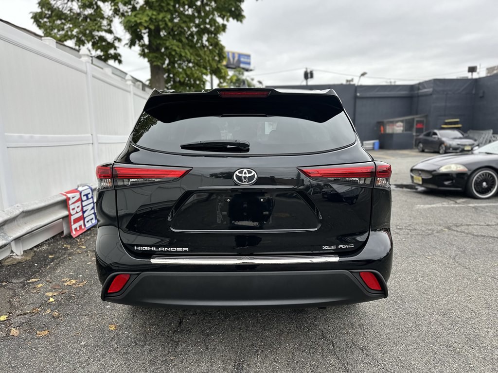 2022 Toyota Highlander Image 6