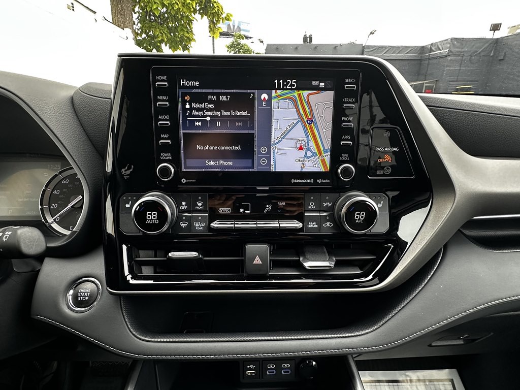 2022 Toyota Highlander Image 13