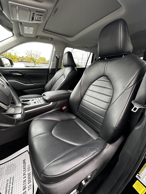 2022 Toyota Highlander Image 15