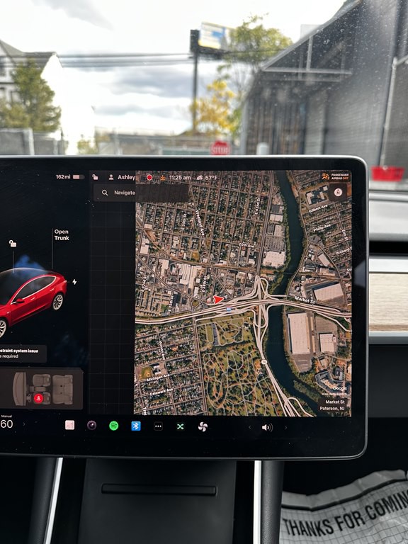 2018 Tesla Model 3 Image 11