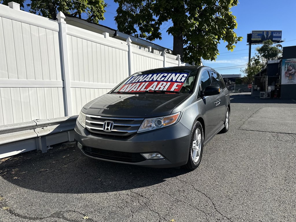 2013 Honda Odyssey Image 1