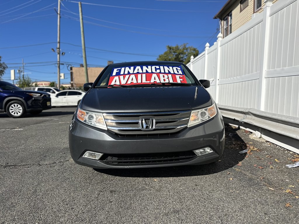 2013 Honda Odyssey Image 2