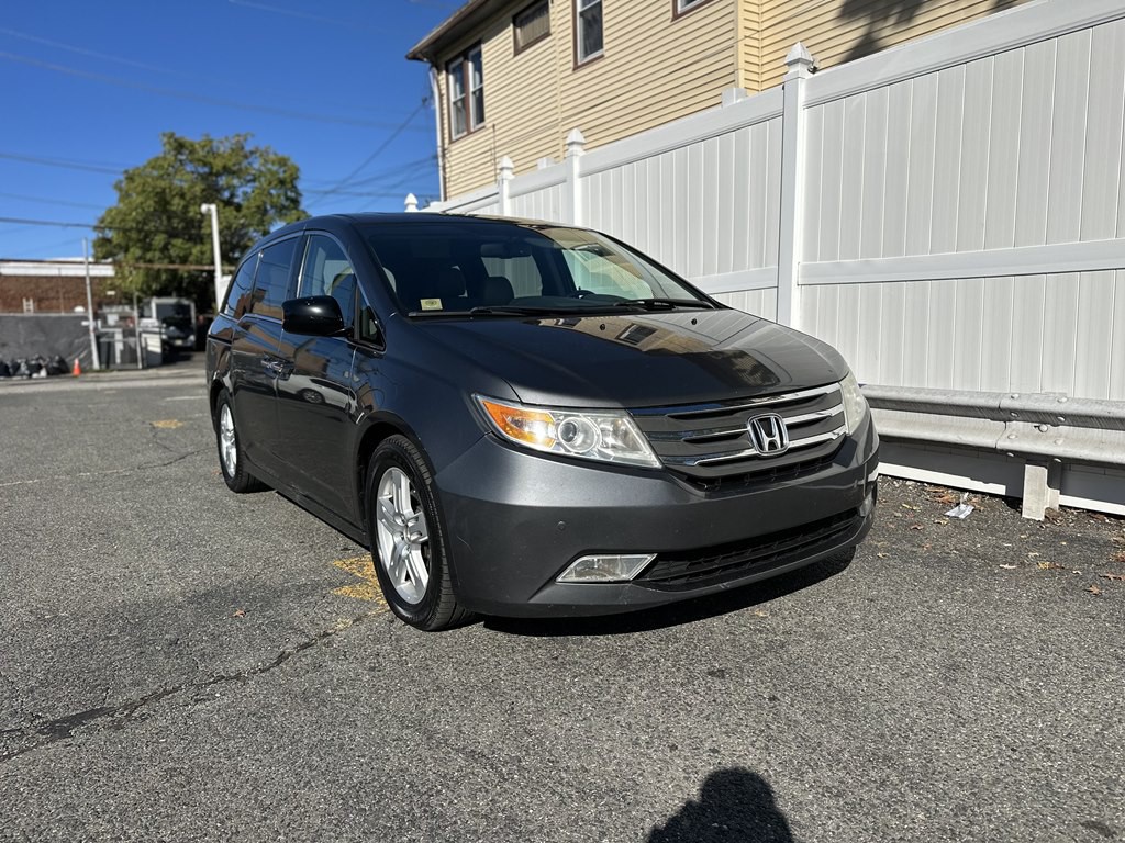 2013 Honda Odyssey Image 3