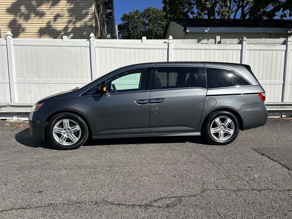 2013 Honda Odyssey Image 4