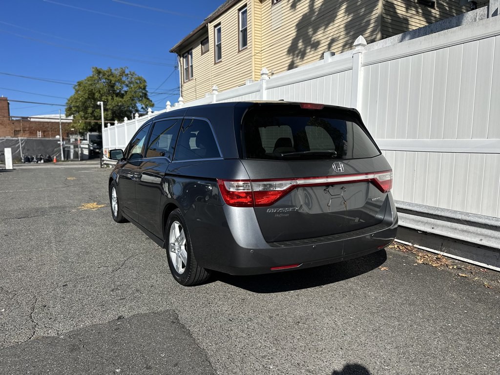 2013 Honda Odyssey Image 5