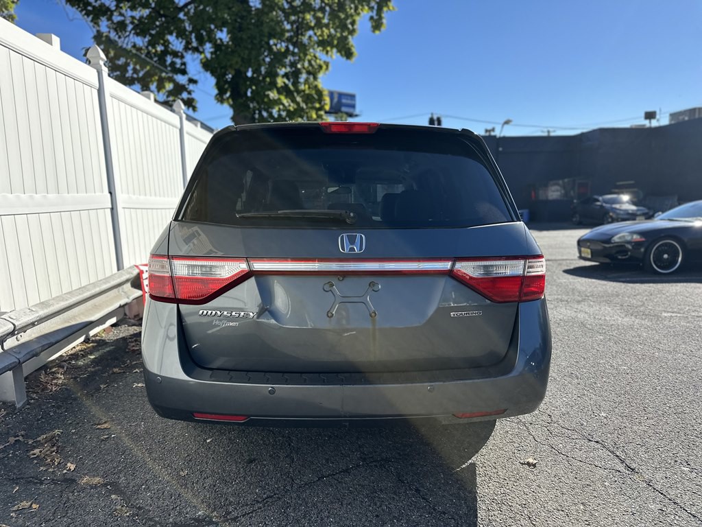 2013 Honda Odyssey Image 6