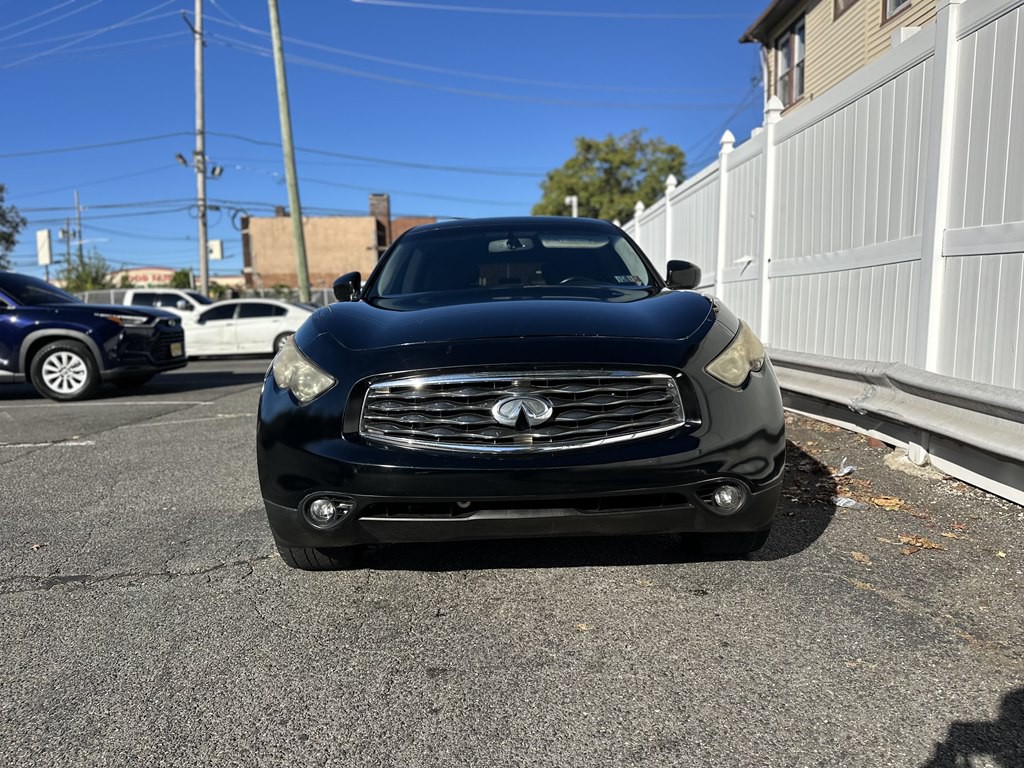 2010 INFINITI FX35 Image 2