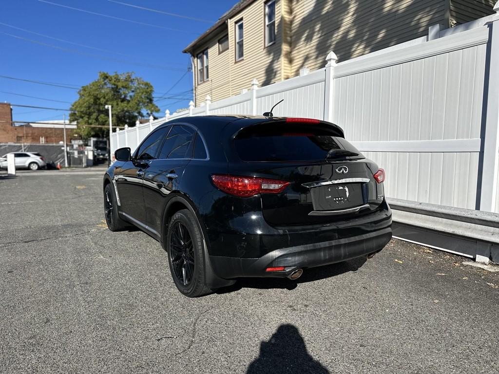 2010 INFINITI FX35 Image 5
