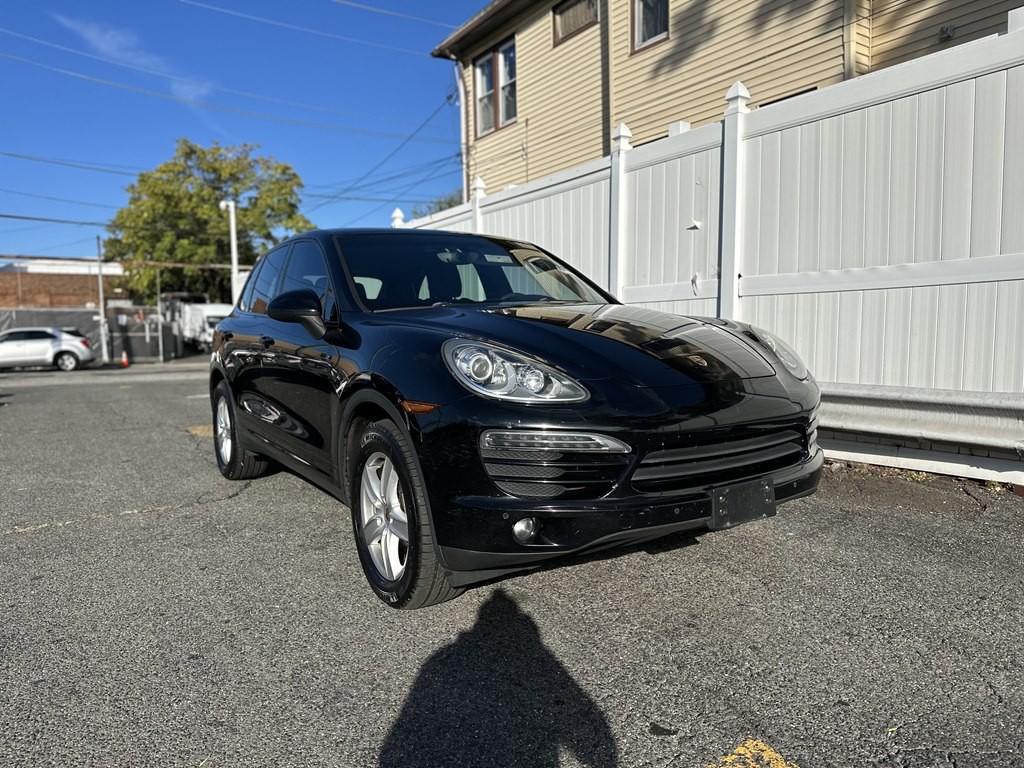 2013 Porsche Cayenne Image 3