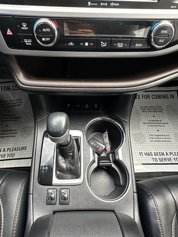 2018 Toyota Highlander Image 12