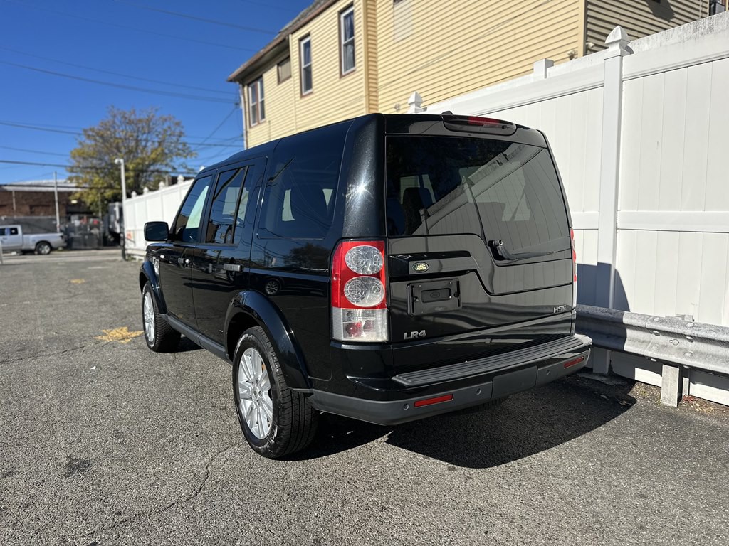 2010 Land Rover LR4 Image 5
