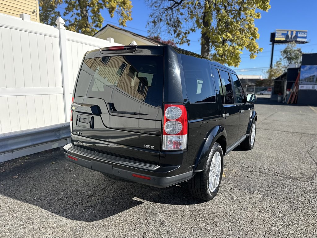 2010 Land Rover LR4 Image 7