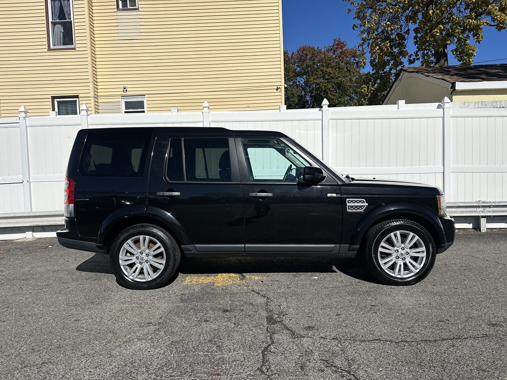 2010 Land Rover LR4 Image 8