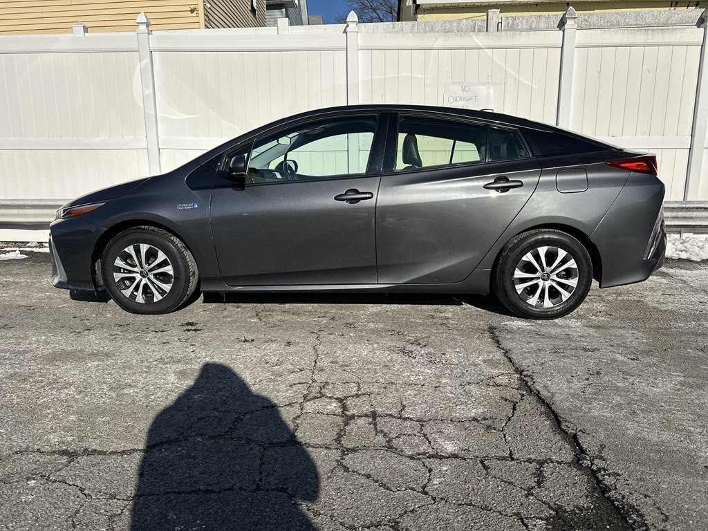 2020 Toyota Prius Image 4