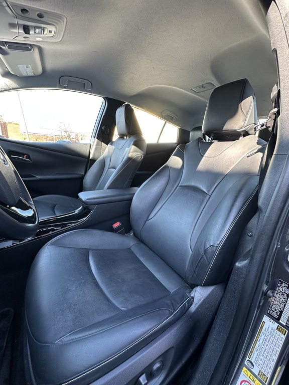 2020 Toyota Prius Image 12