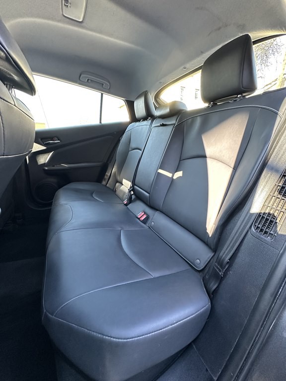 2020 Toyota Prius Image 13