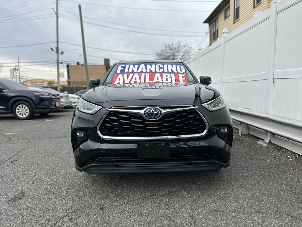 2020 Toyota Highlander Image 2