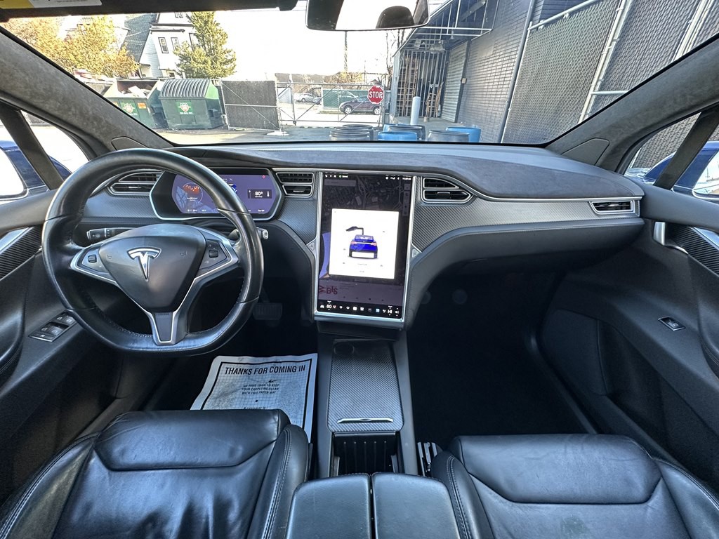 2017 Tesla Model X Image 9
