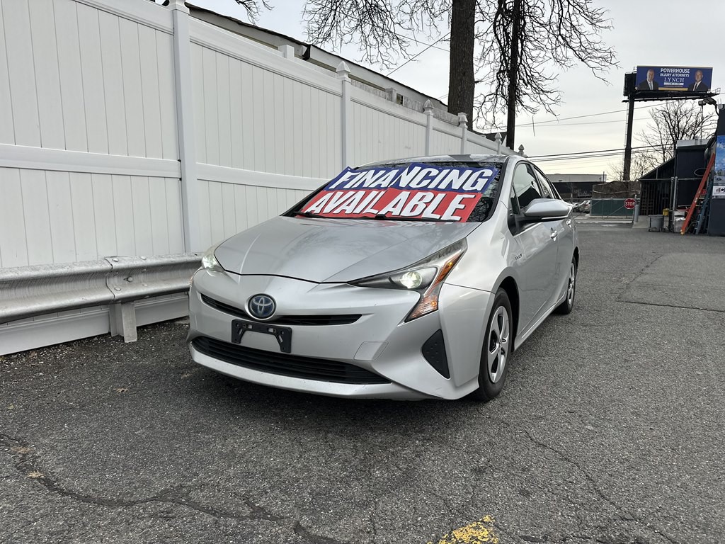 2017 Toyota Prius Image 1