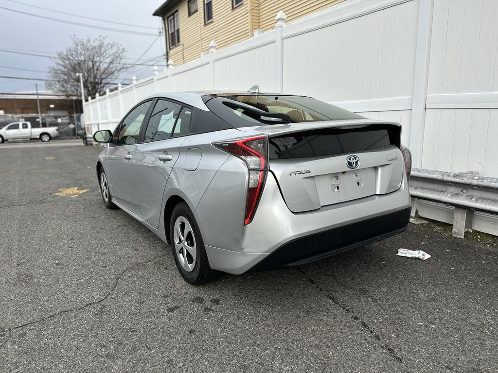 2017 Toyota Prius Image 5
