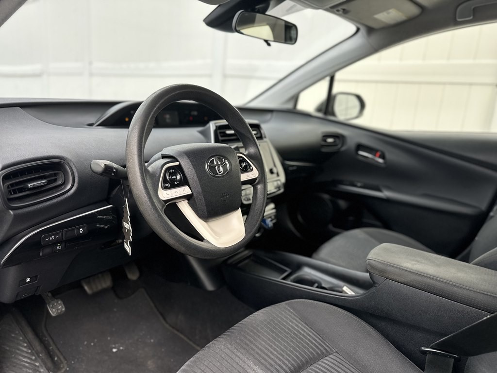 2017 Toyota Prius Image 10