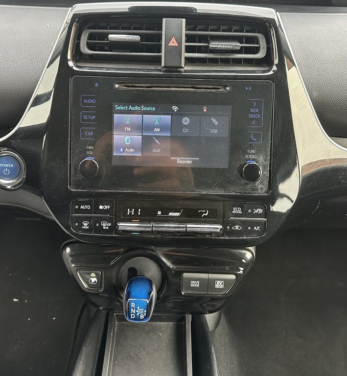 2017 Toyota Prius Image 11