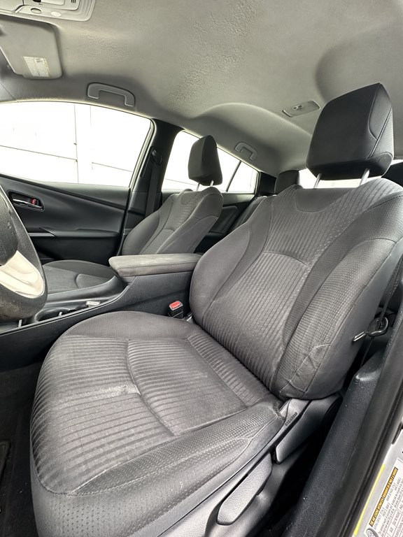 2017 Toyota Prius Image 13