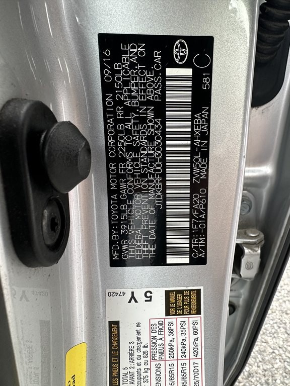 2017 Toyota Prius Image 15