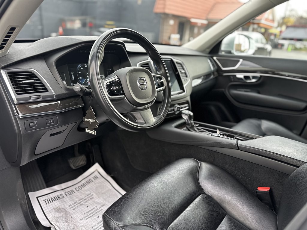 2018 Volvo XC90 Image 10