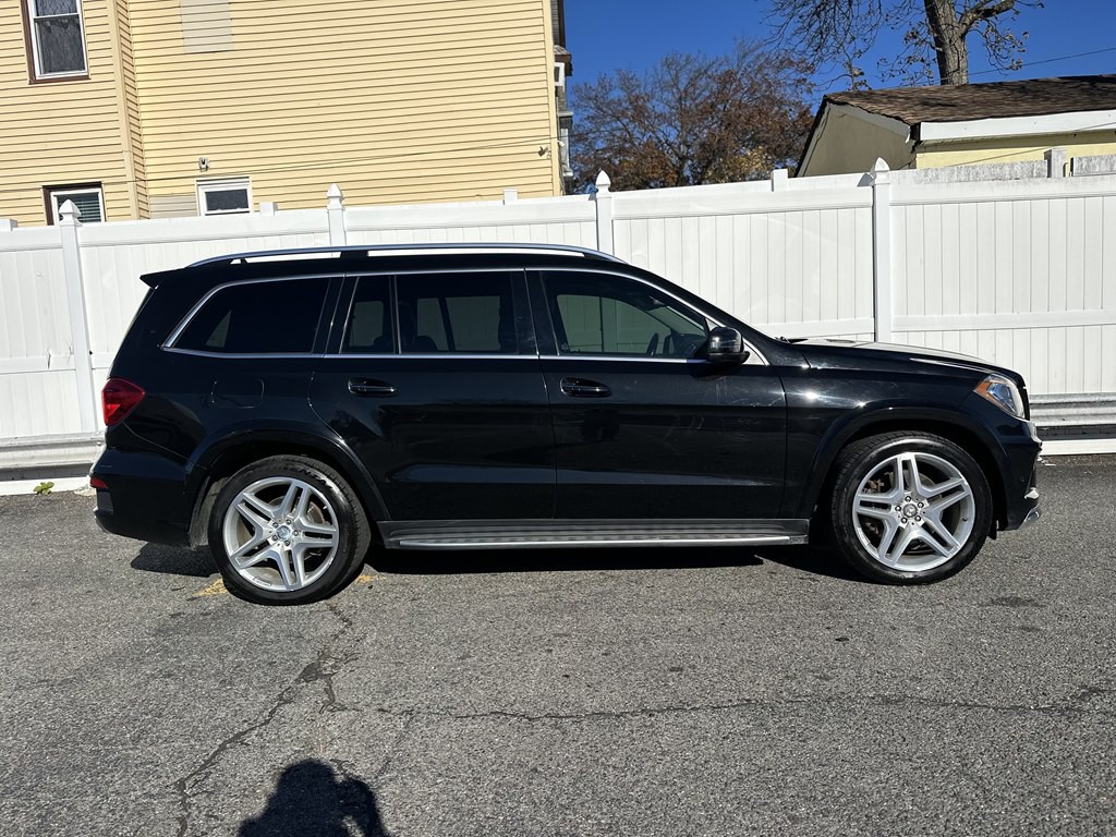 2015 Mercedes-Benz GL-Class Image 8