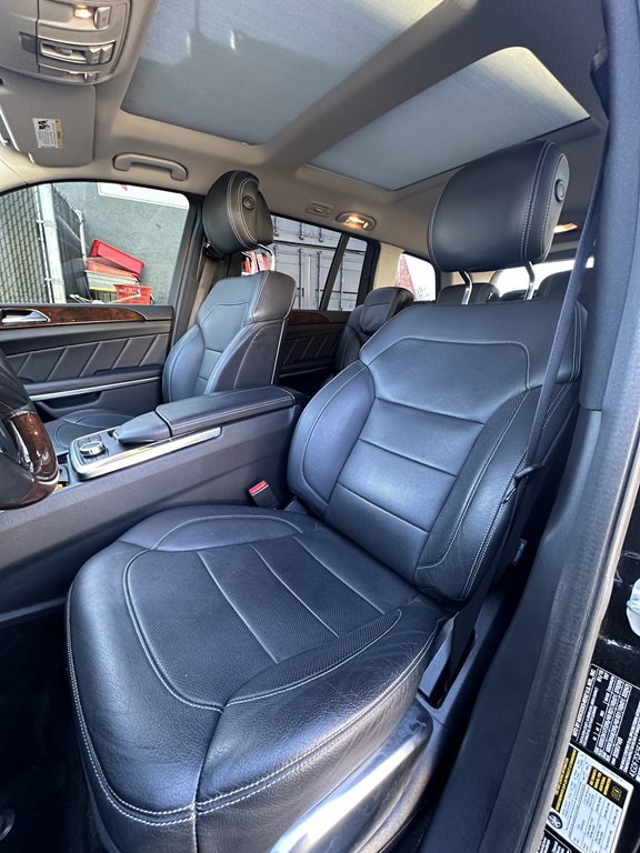 2015 Mercedes-Benz GL-Class Image 15