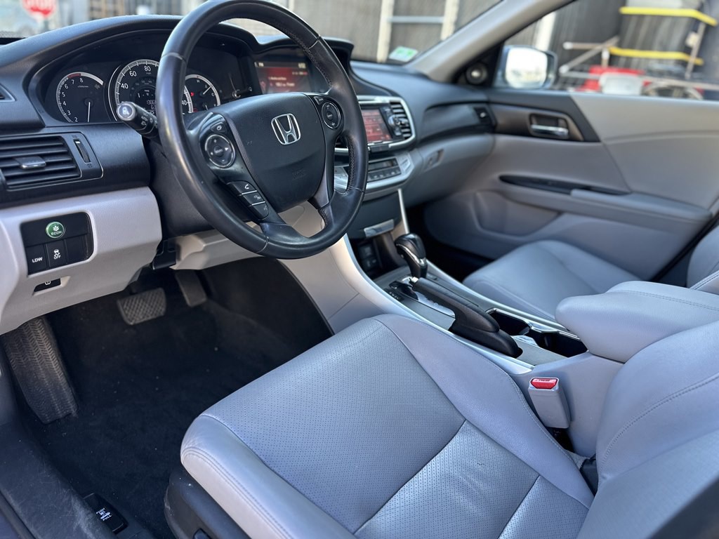 2015 Honda Accord Image 10