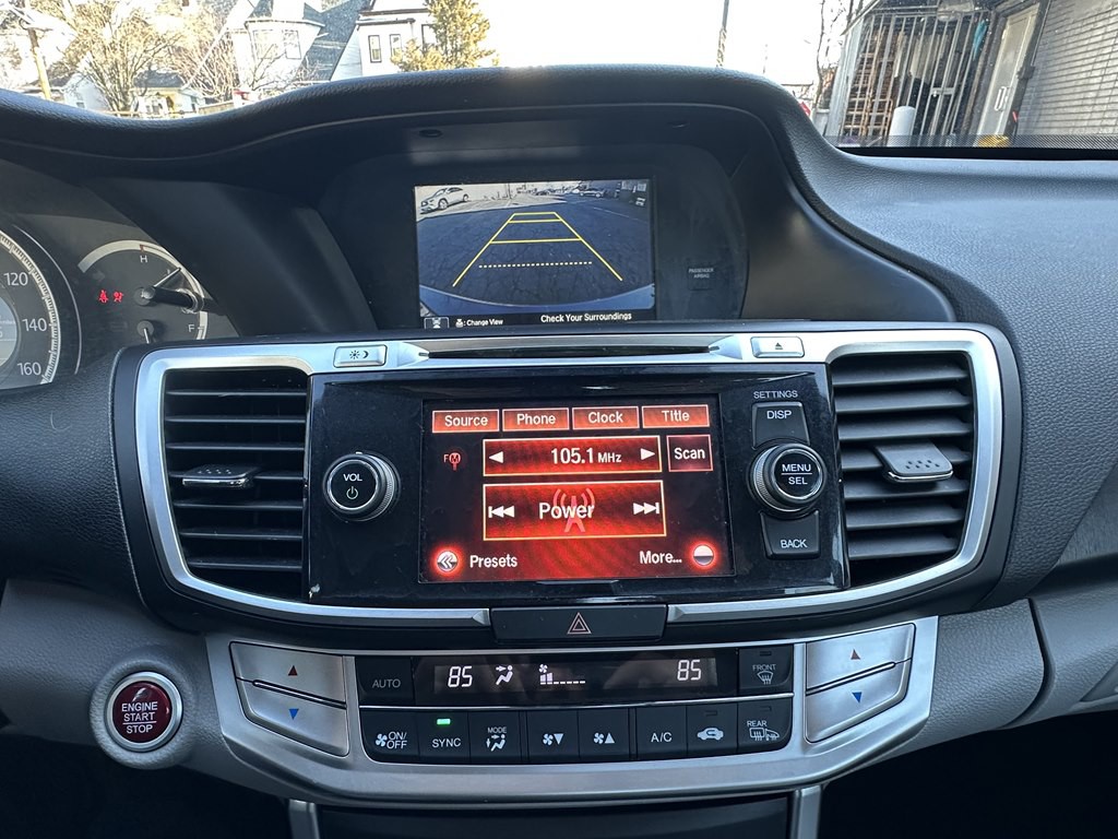 2015 Honda Accord Image 12