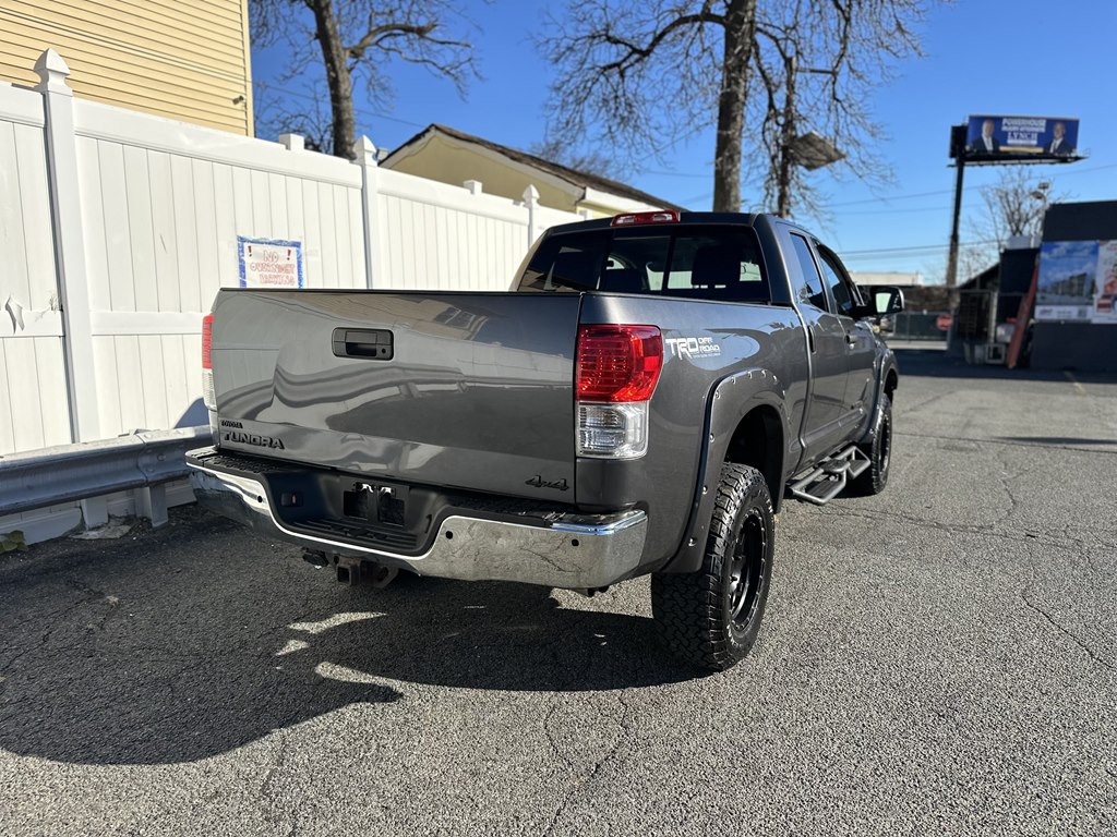 2011 Toyota Tundra Image 7
