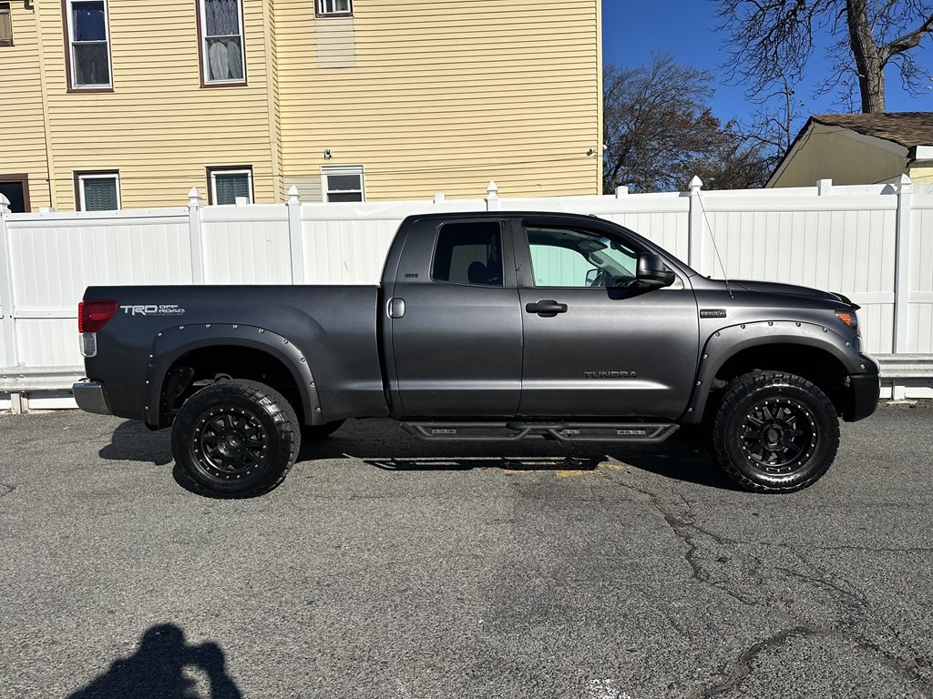 2011 Toyota Tundra Image 8